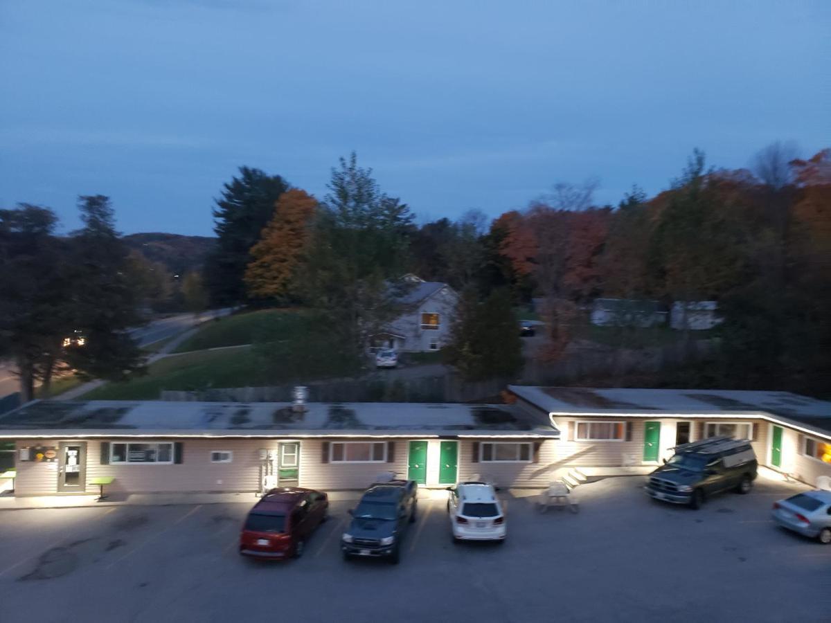 Silver Maple Motel Haliburton Eksteriør bilde